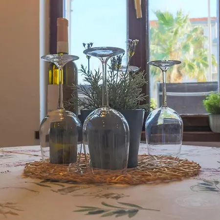 So Hvar So Good! Spacious With Terrace 아파트 흐바르