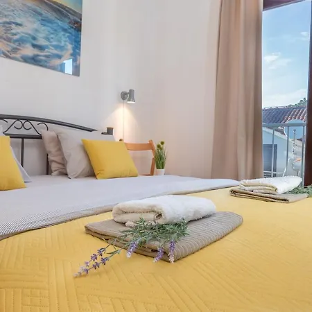 So Hvar So Good! Spacious With Terrace 흐바르