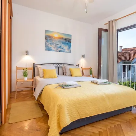 So Hvar So Good! Spacious With Terrace