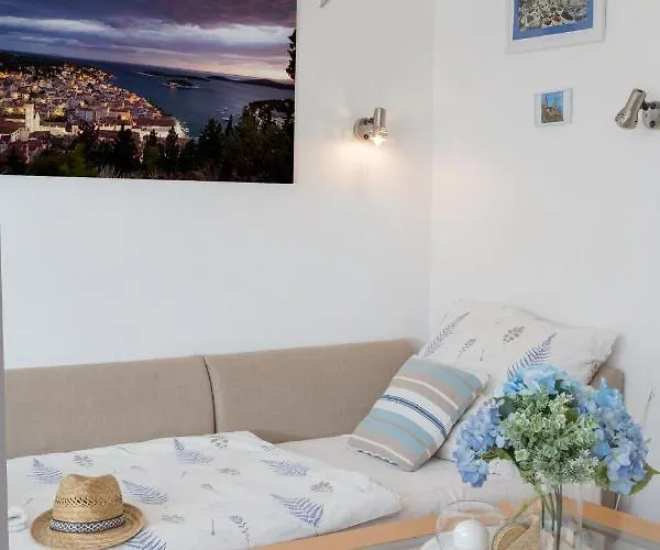 So Hvar So Good! Spacious With Terrace Apartment *