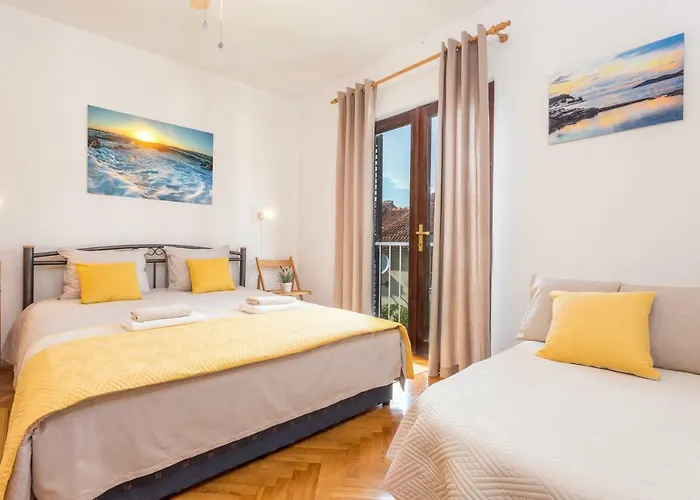 So Hvar So Good! Spacious With Terrace Apartment *